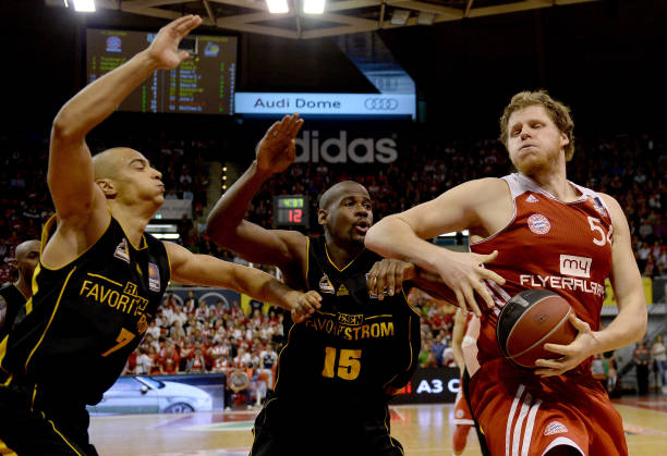 越来越多的 越来越多的