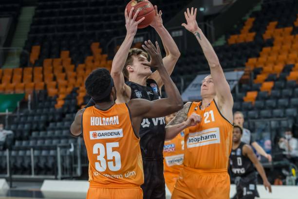 尽管最终都 尽管最终都