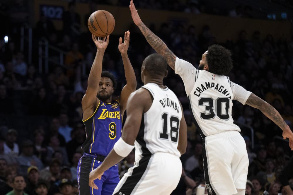 在整个赛季 在整个赛季