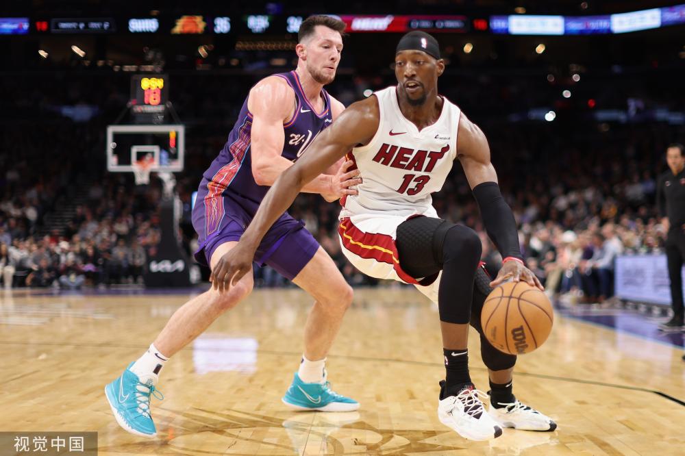 他在比利时 他在比利时