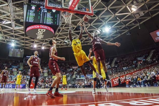 小球中锋 小球中锋